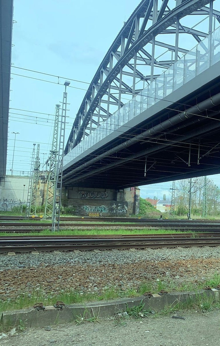 Brücke am Projektort der Wilden Mitte